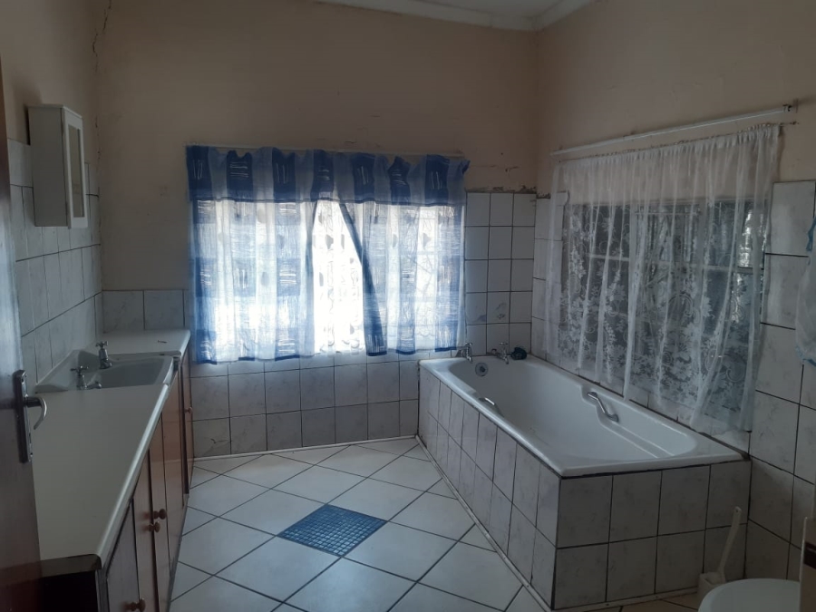 3 Bedroom Property for Sale in Reddersburg Free State